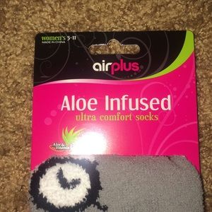 Accessories - Aloe infused ladies socks Accessories - Aloe infused ladies socks